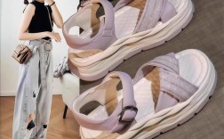 2025款女装休闲凉鞋，新款设计有什么不同？