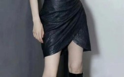 明星黑短袖怎么搭出高级感？