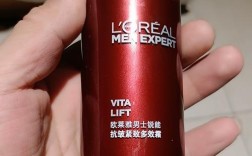 40岁男性选护肤品，该注重哪些核心功效？