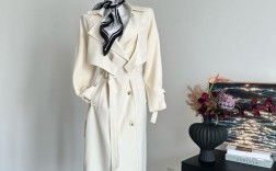 白色大衣女装图片有哪些流行款式？