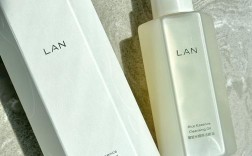 皮肤太油用什么护肤品