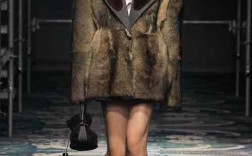 Prada 2025秋冬女装，先锋与女性力量的新对话？