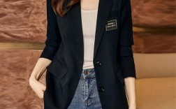 英式长款西装上衣，如何搭配才显气质？