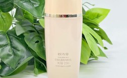 20岁补水选护肤品，关键看成分还是肤感？