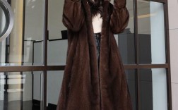 进口新款貂皮大衣，为何如此引人注目？
