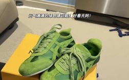 绿色女鞋怎么搭配衣服？