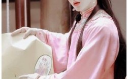 各种明星穿女装的相片