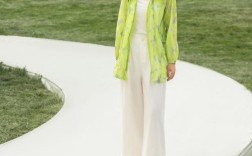 榭飞雍女装，如何穿出法式慵懒高级感？