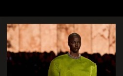 YSL 2025秋冬女装藏着哪些高定巧思？