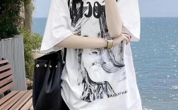 白色短袖怎么搭好看？