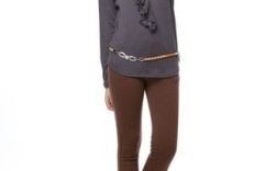 秋季新款女装T恤批发，哪批更值得入？