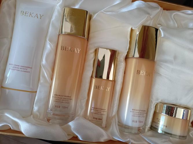 30多岁的女人用什么护肤品好-图1 30多岁的女人用什么护肤品好-图1