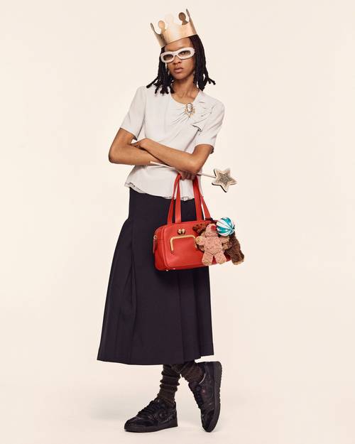 2025款Coach女装官网有哪些新品值得期待？-图2