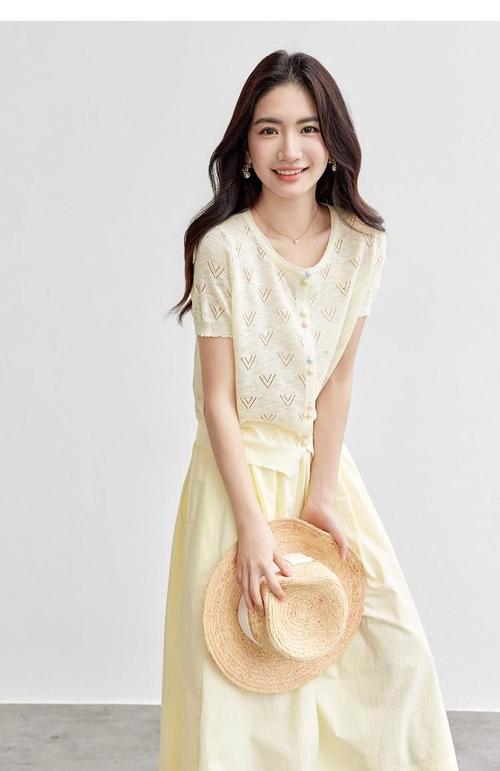 2025夏装开衫新款有哪些设计亮点？-图3