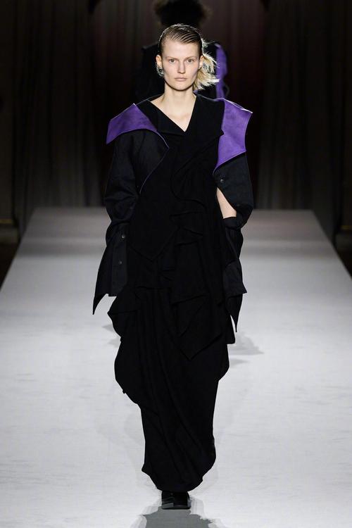 大牌女装2025秋冬PPT有何趋势与亮点？-图2