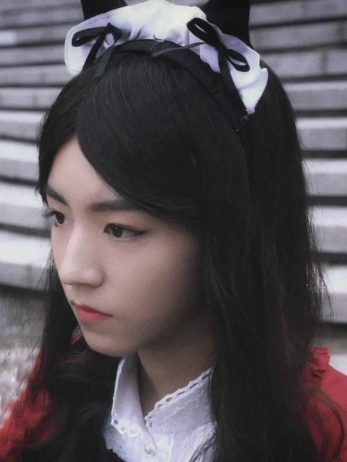 tfboys扮女装图片大全-图1 tfboys扮女装图片大全-图1