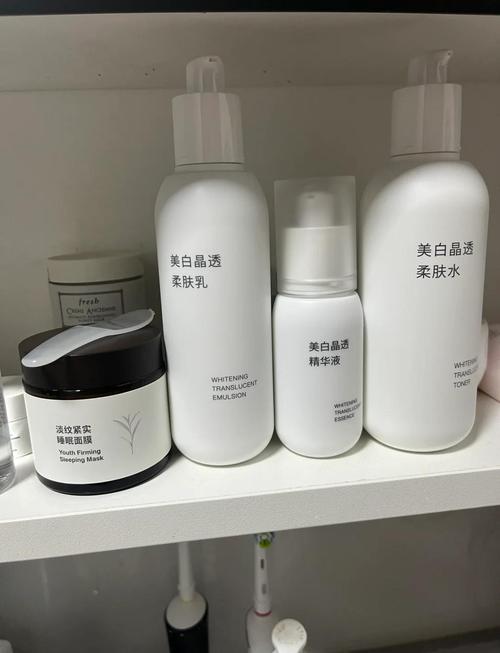 油皮护肤品选哪种好？-图3