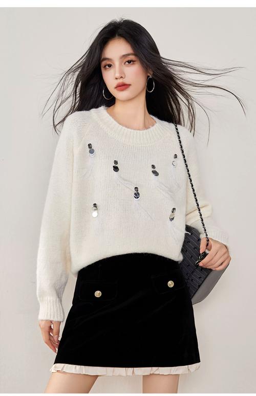 2025秋款女装流行款式-图2