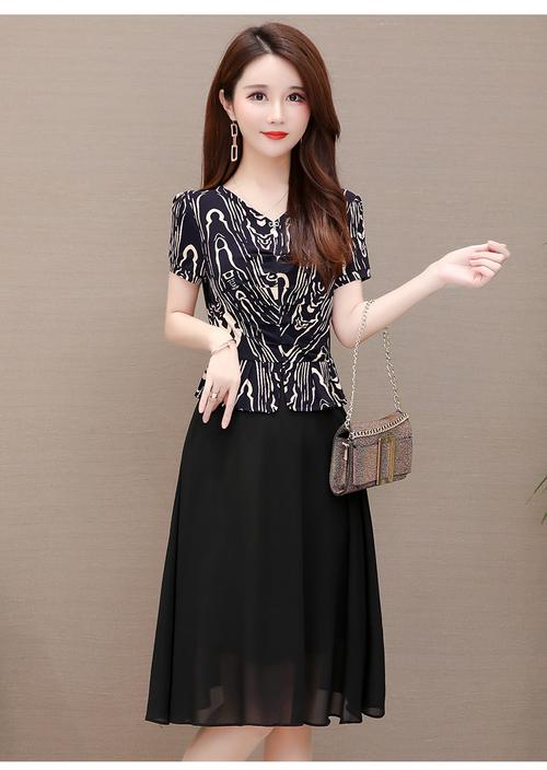 40-50岁夏装女装品牌选哪家好?-图1 40-50岁夏装女装品牌选哪家好?-图1