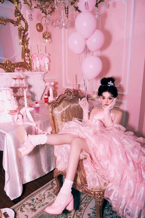 2025少女装流行趋势，哪款最戳少女心？-图2