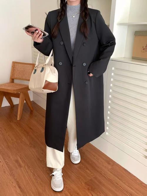 西蔻女装2025款秋装-图1