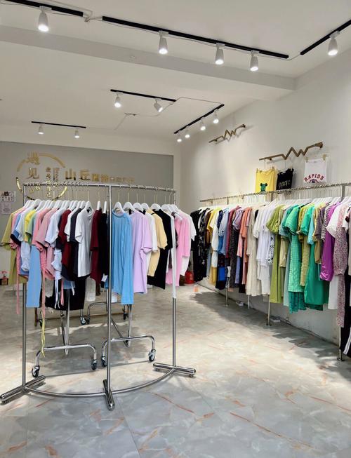 美儿美女装图片大全,有哪些新款值得入手?-图1 美儿美女装图片大全,有哪些新款值得入手?-图1