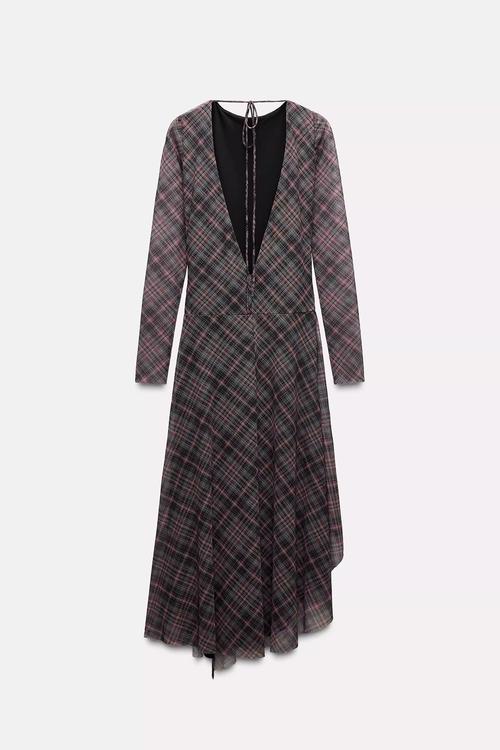 2025春女装新款，哪些设计会成爆款？-图2