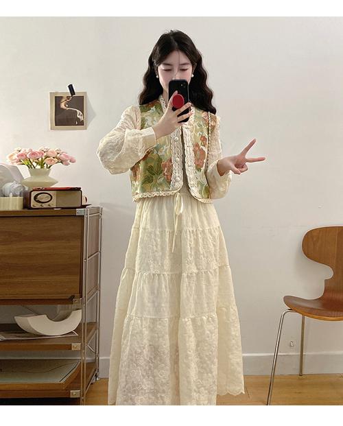 2025女装啥风格好卖?-图2 2025女装啥风格好卖?-图2