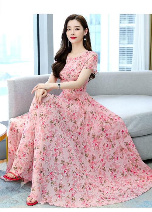 淘宝网下季女装2025，新款趋势怎么选？-图3