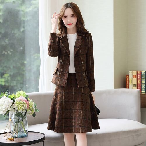 女装毛呢长袖格子连衣裙怎么选?-图1 女装毛呢长袖格子连衣裙怎么选?-图1