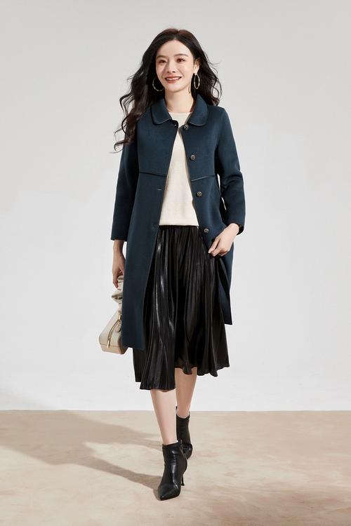 秋冬大牌女装图，哪款最值得入手？-图2