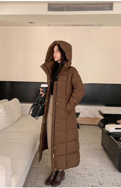 冬天棉服女装图片全，哪种款式最保暖显瘦？-图3
