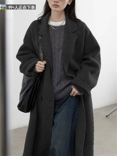 黑色和灰色羊绒风衣女装-图3