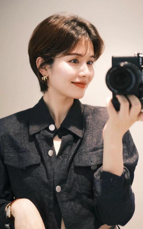 短发如何选气质女装?-图1 短发如何选气质女装?-图1