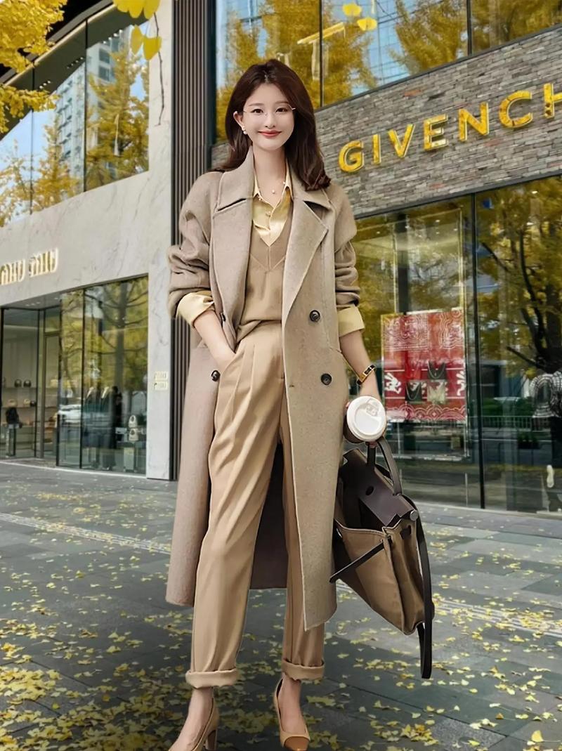 秋季女装风格多样，有哪些必尝试？-图3