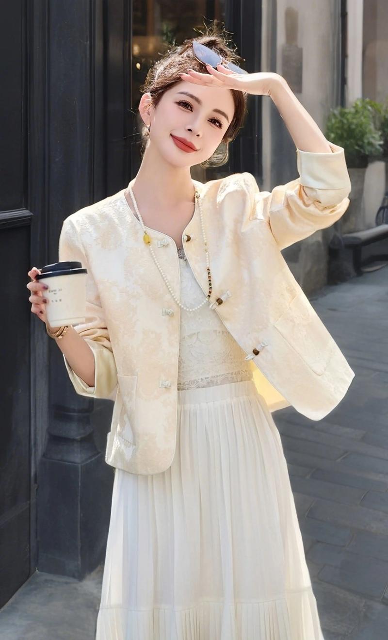 2025年春天女装外套-图2