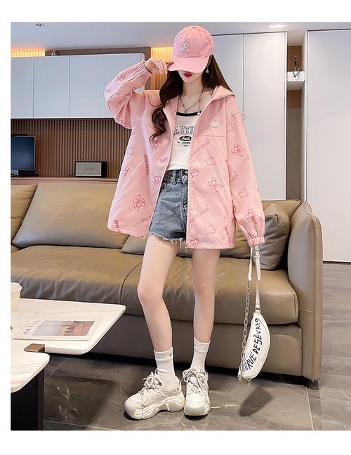 16岁秋季女装搭配，这些图片怎么搭才好看？-图1