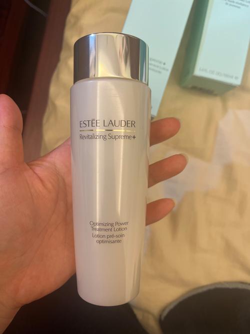 雅诗兰黛护肤品到底好不好用？-图3