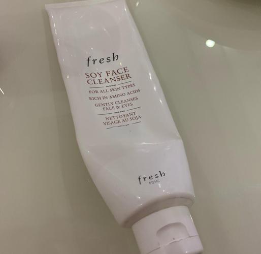 哺乳期护肤品选什么安全又有效？-图2