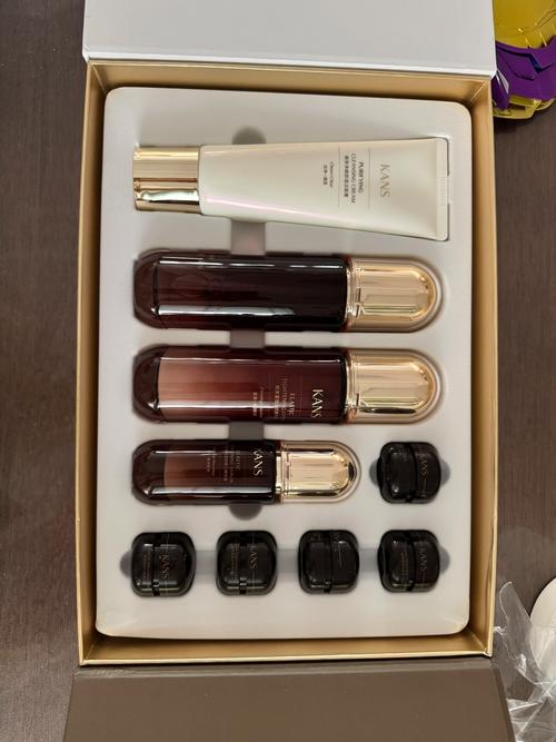 中年女性护肤品选哪个品牌最合适?-图2 中年女性护肤品选哪个品牌最合适?-图2