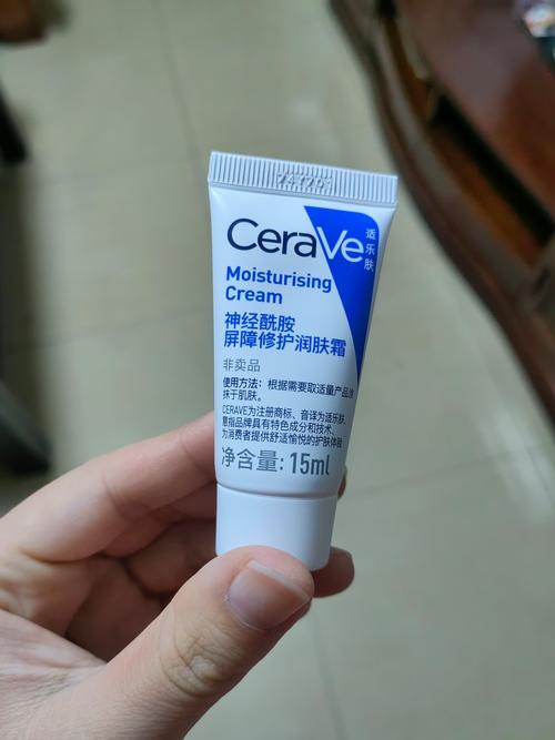 敏感性肌肤到底该怎么选护肤品？-图1