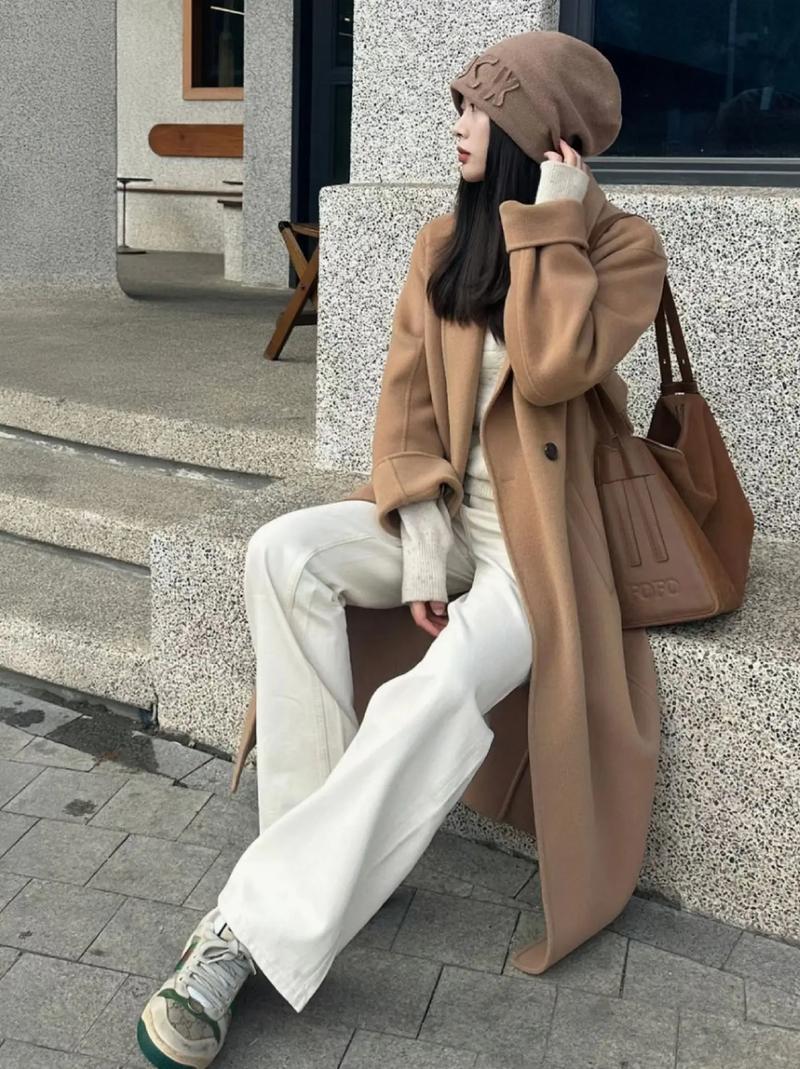 冬季女装如何搭配出气质？-图2