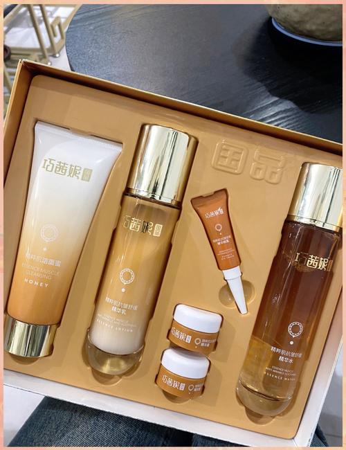 20多岁护肤怎么选？适合的有哪些？-图2