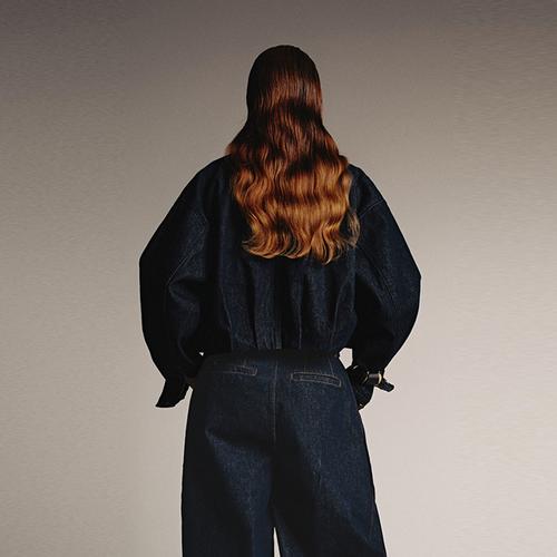 2025冬装怎么搭才时髦又保暖？-图1