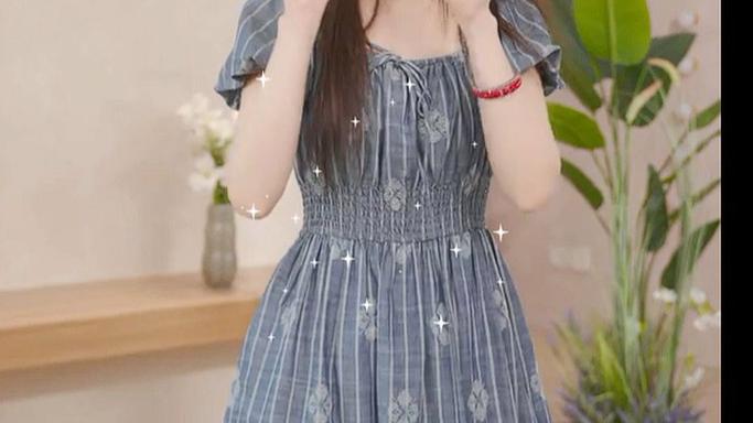 大地素女装2025新款，主打什么风格？-图2