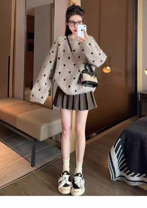 2025秋女装流行款有哪些？-图3