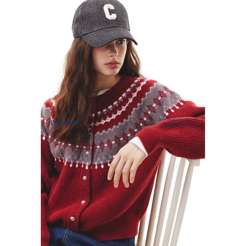 民族风女装秋冬2025，如何兼顾时尚与保暖？-图3