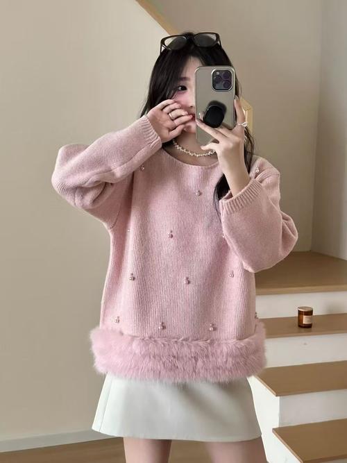 2025冬装毛衣新款,设计亮点有哪些?-图1 2025冬装毛衣新款,设计亮点有哪些?-图1