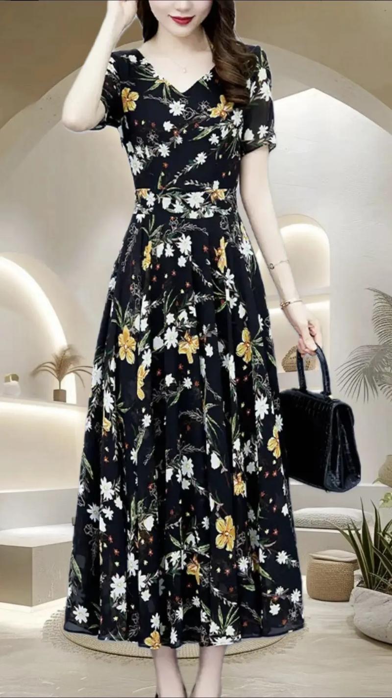 40-50岁夏装女装，选款显瘦还是舒适？-图1