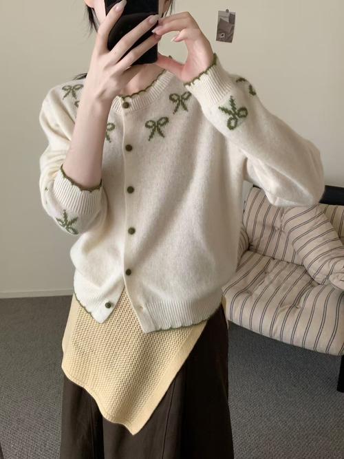 2025春装女装毛衣新款有哪些亮点？-图3